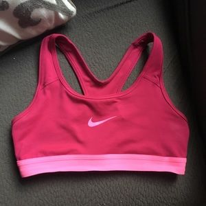 🔥🔥🔥NIKE SPORTS BRA DRI FIT🔥🔥🔥